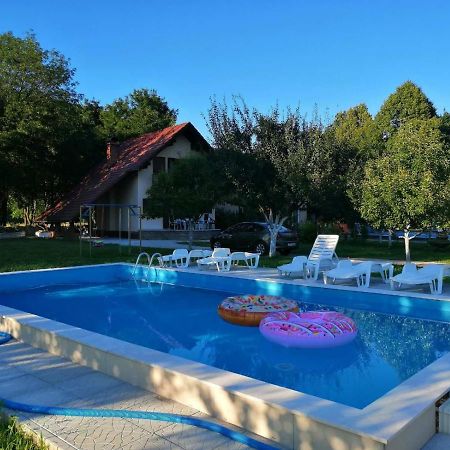 Holiday Home Adna Bihać Buitenkant foto