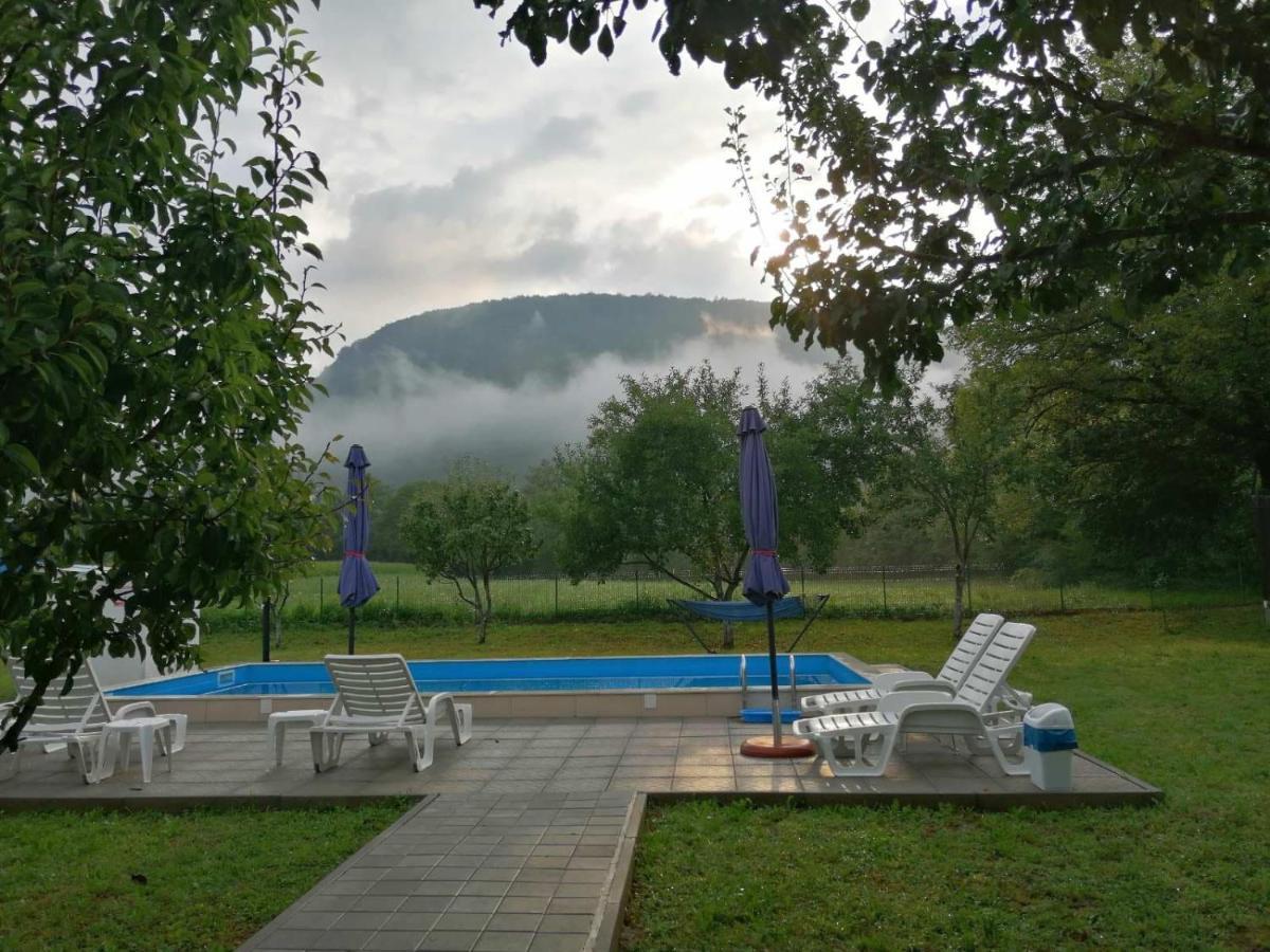 Holiday Home Adna Bihać Buitenkant foto