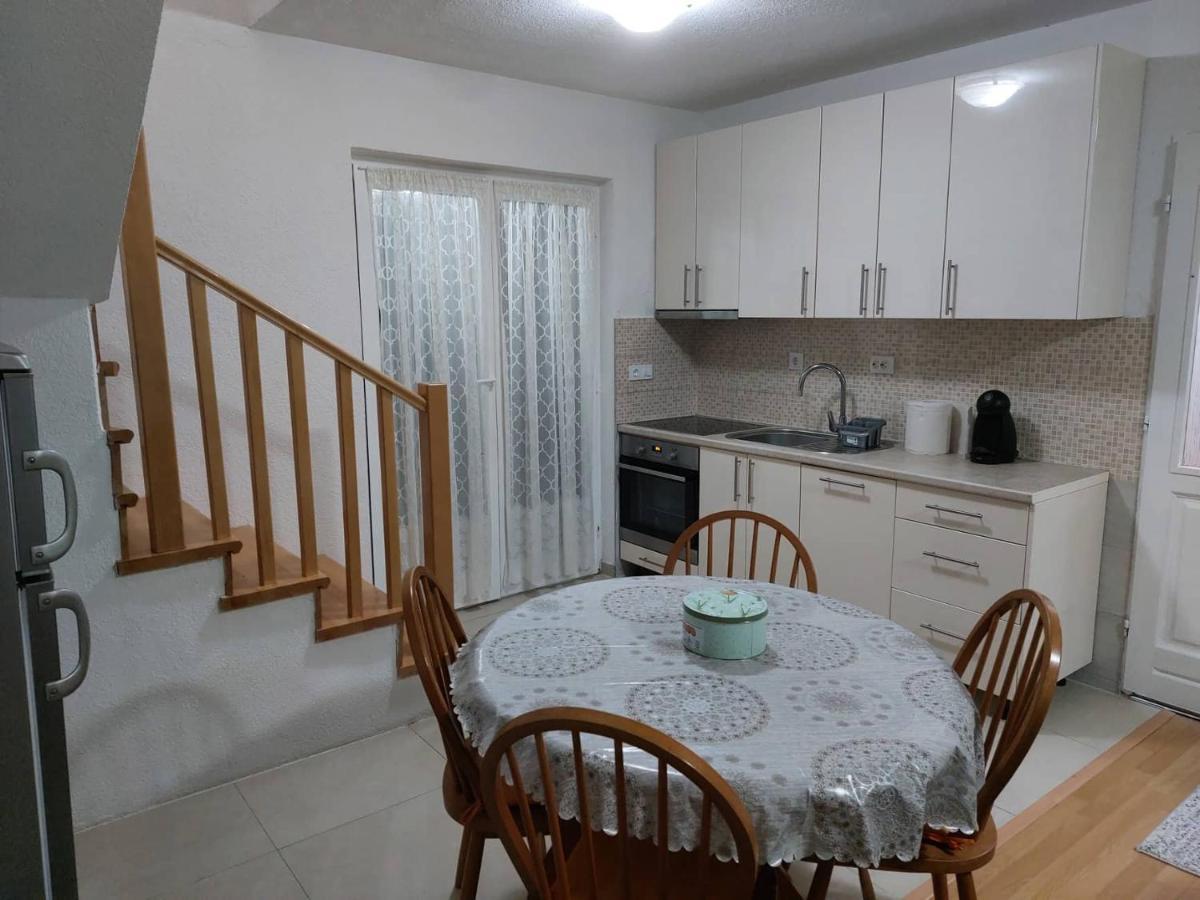 Holiday Home Adna Bihać Buitenkant foto