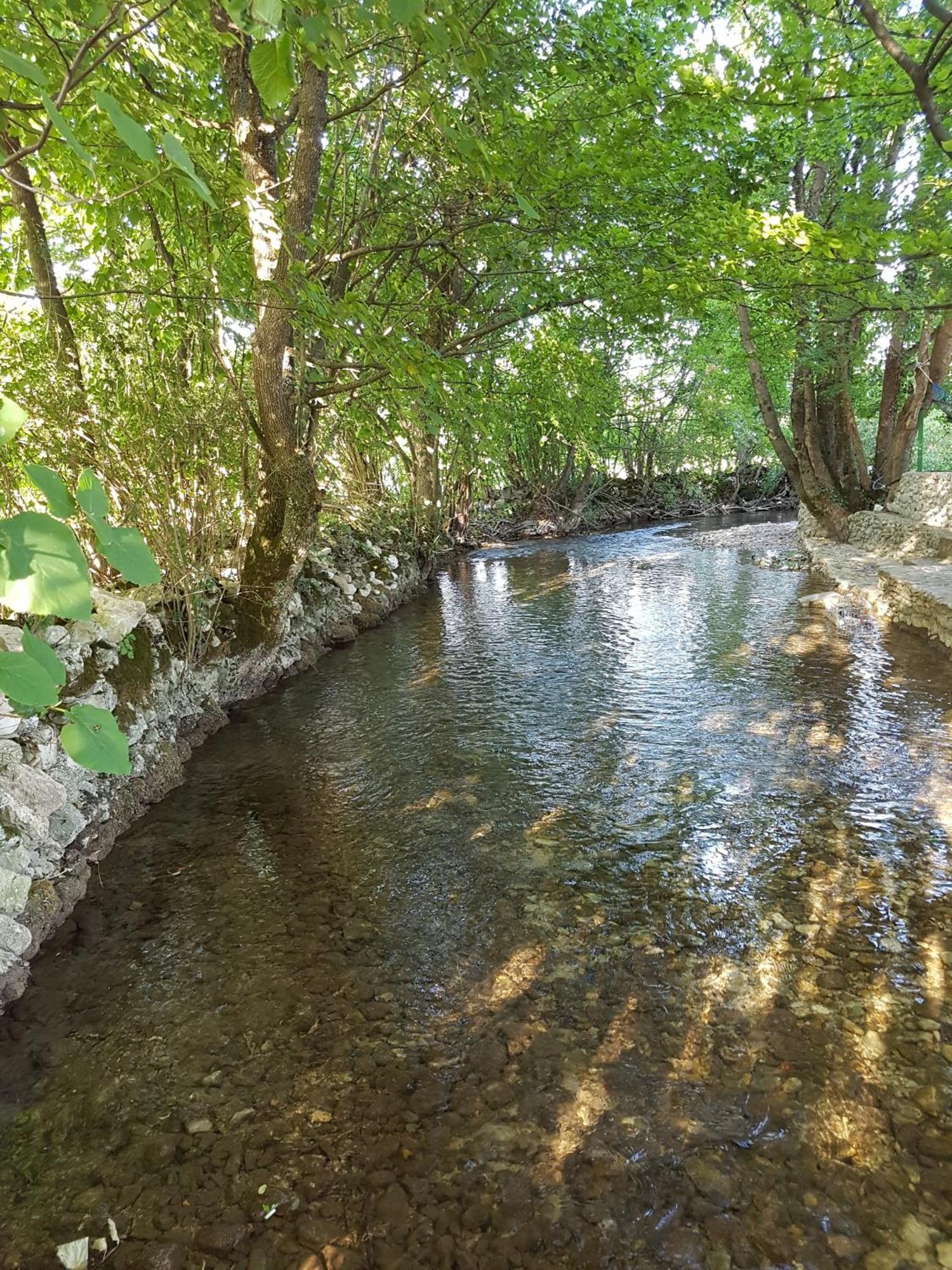 Holiday Home Adna Bihać Buitenkant foto