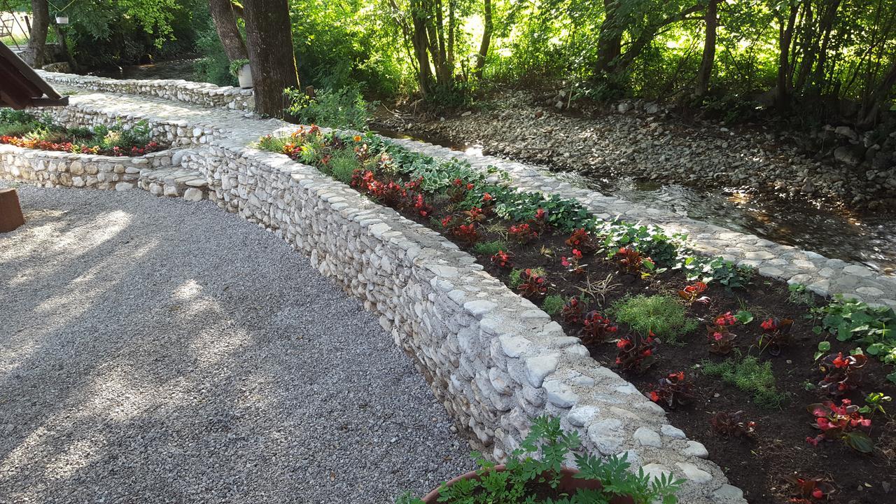 Holiday Home Adna Bihać Buitenkant foto