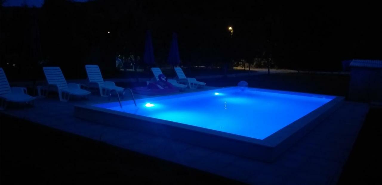 Holiday Home Adna Bihać Buitenkant foto